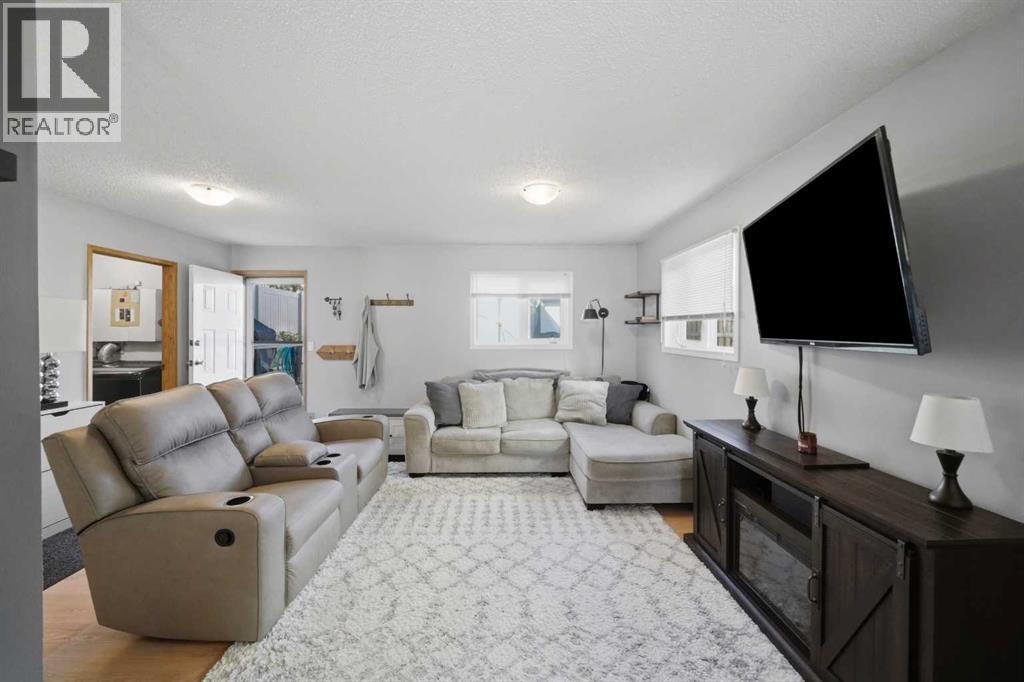 Listing photo – 113 Rupert Crescent, Red Deer