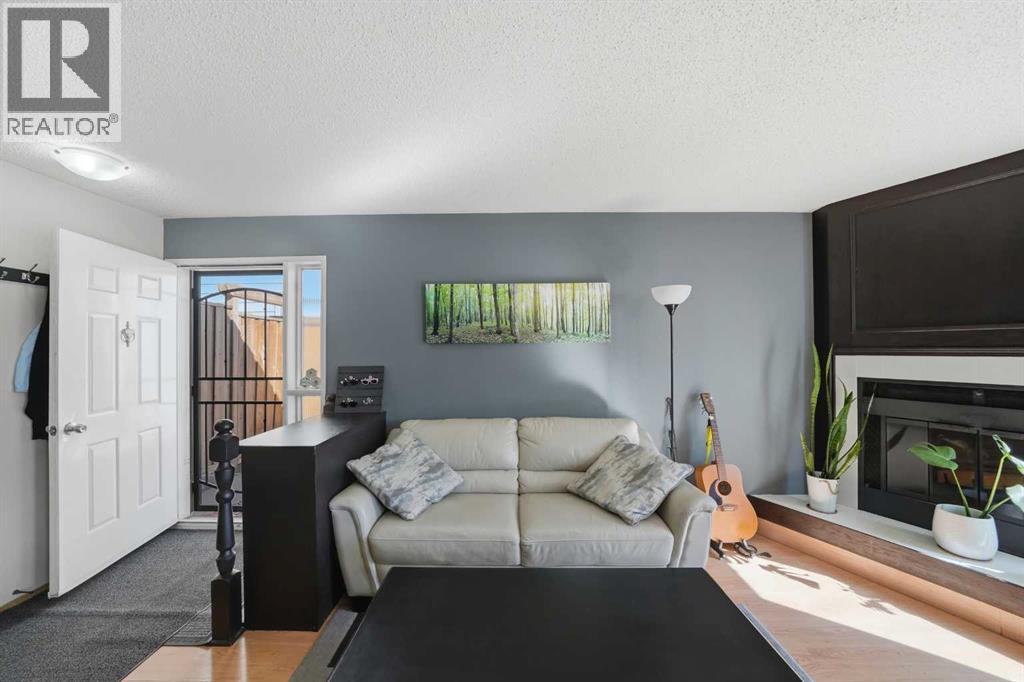 Listing photo – 113 Rupert Crescent, Red Deer