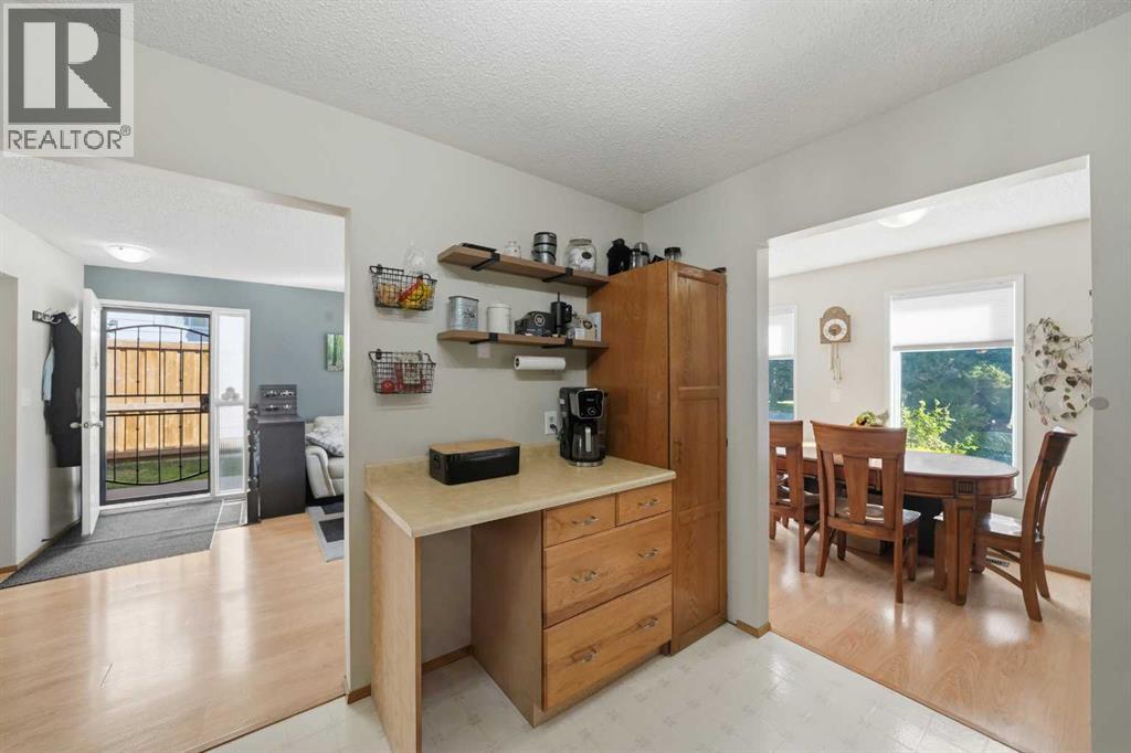 Listing photo – 113 Rupert Crescent, Red Deer