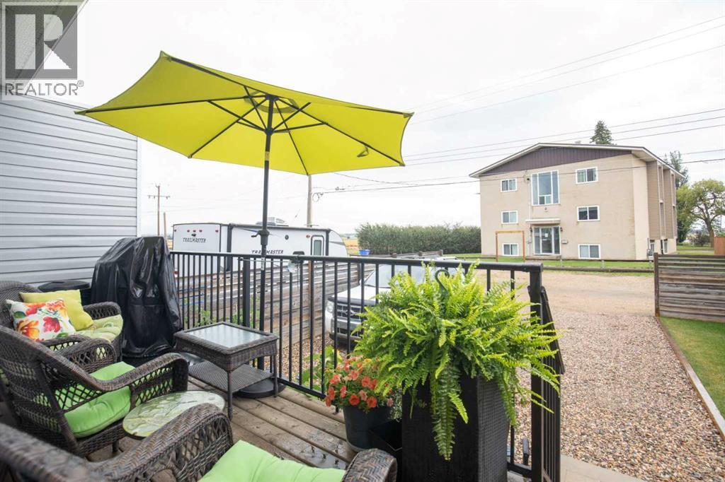 Listing photo – 5697 45 Avenue, Lacombe