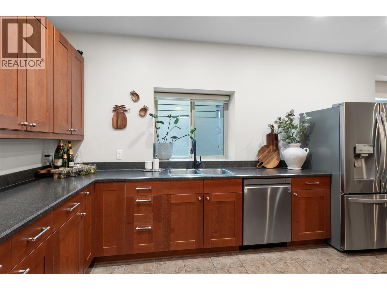 1324 BURFIELD Drive - 8