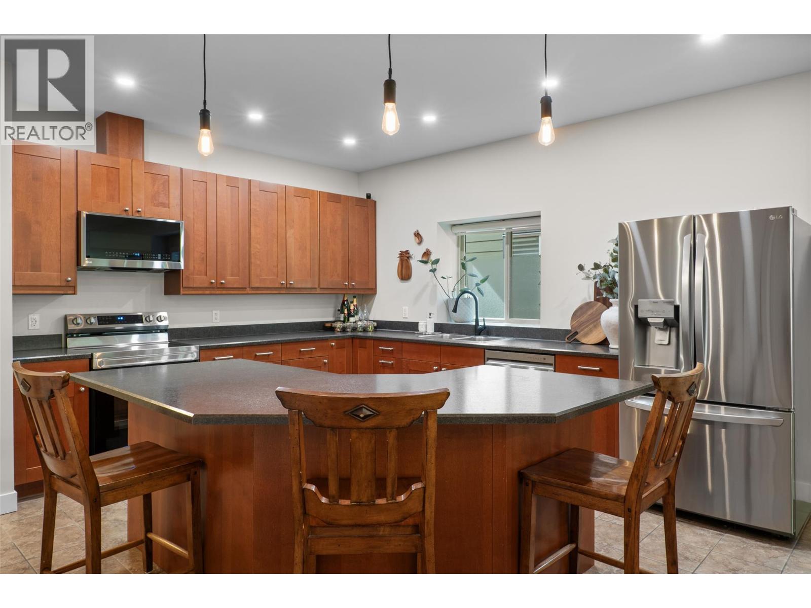 1324 BURFIELD Drive - Image 11