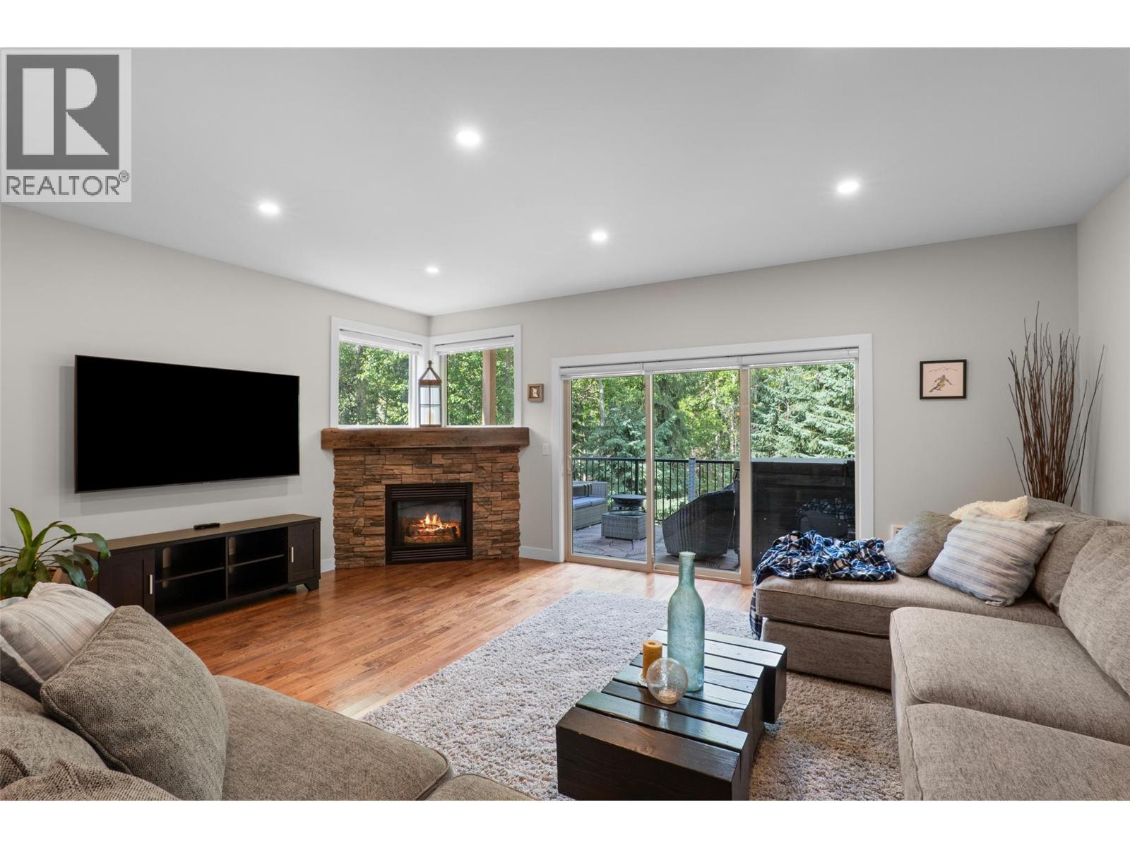 1324 BURFIELD Drive - Image 15