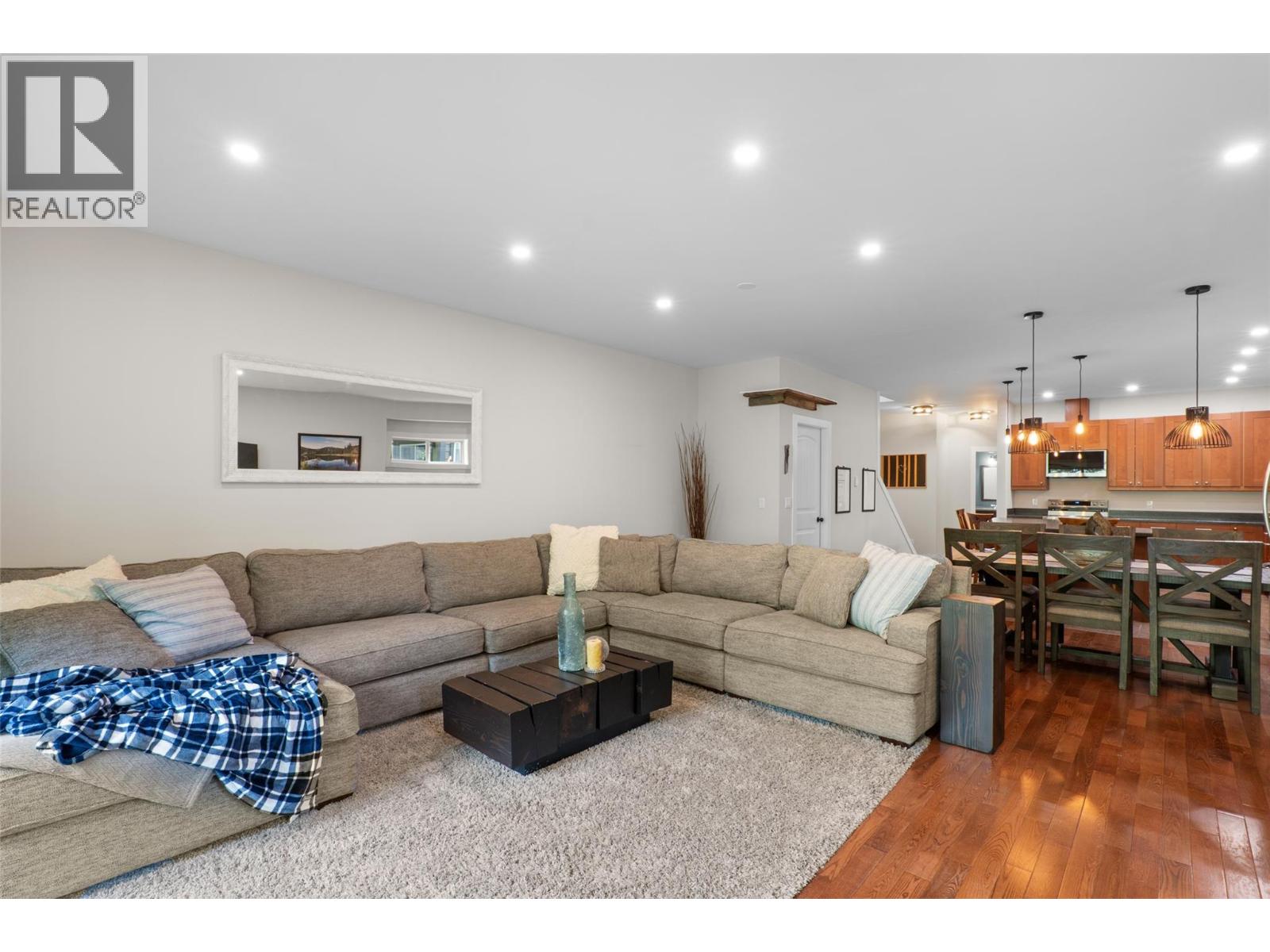1324 BURFIELD Drive - Image 18