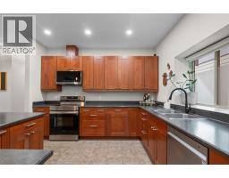 Kitchen - 1324 Burfield Drive, Kamloops, BC V0E5N0 Photo 10