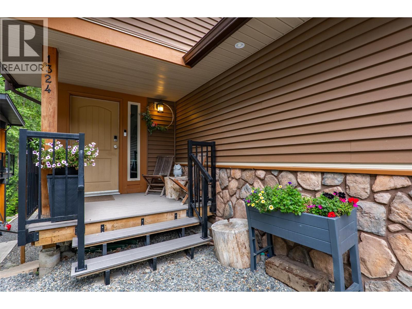 1324 BURFIELD Drive - 38