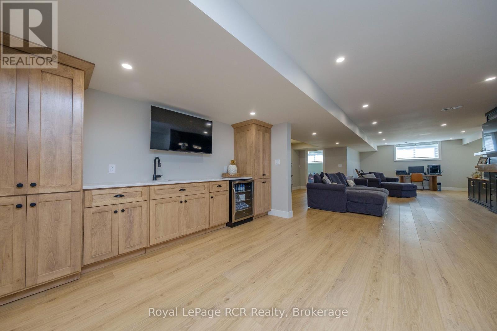 22 NICKASON DRIVE - Image 39