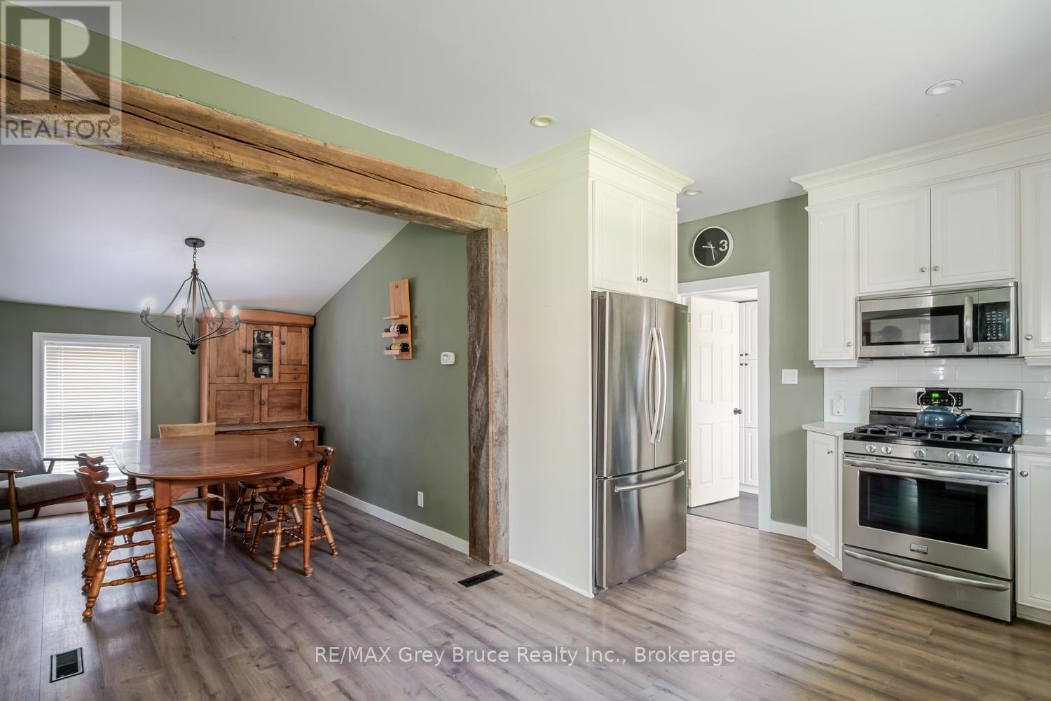 105 MAIN STREET - 15