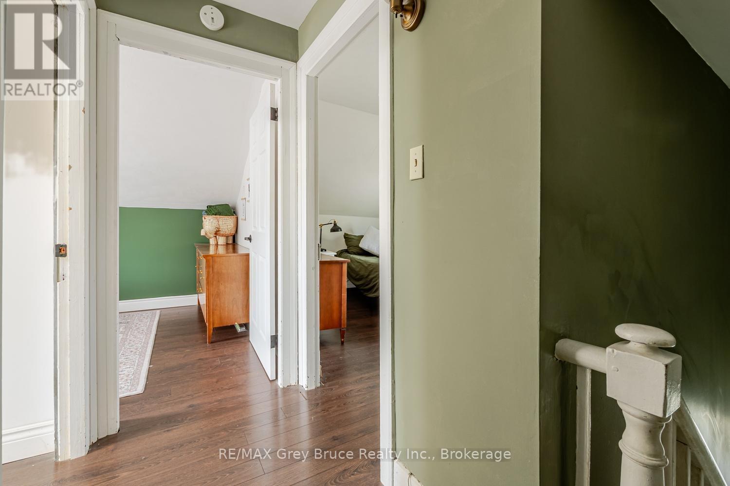 105 MAIN STREET - Image 34
