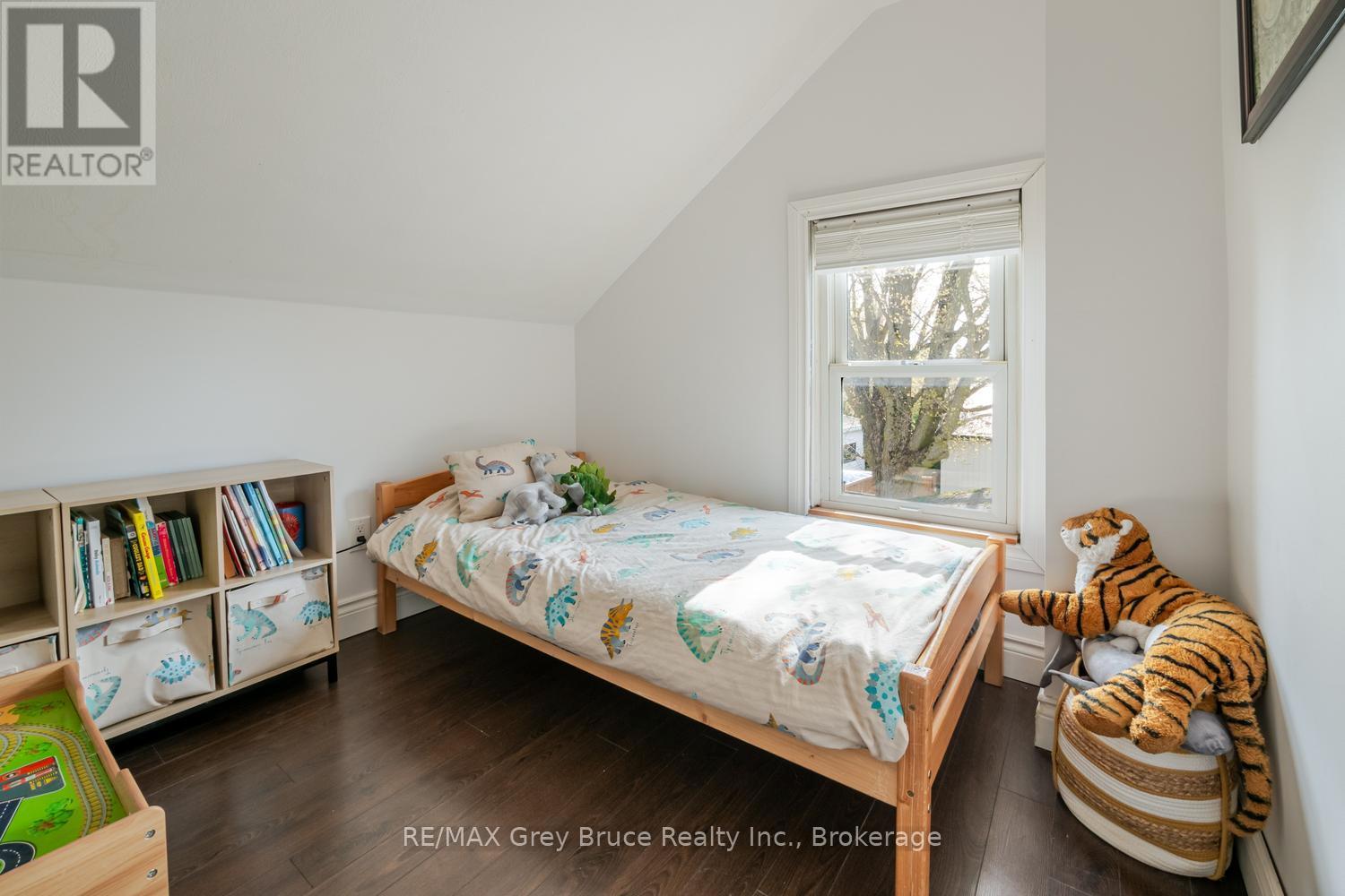 105 MAIN STREET - Image 39