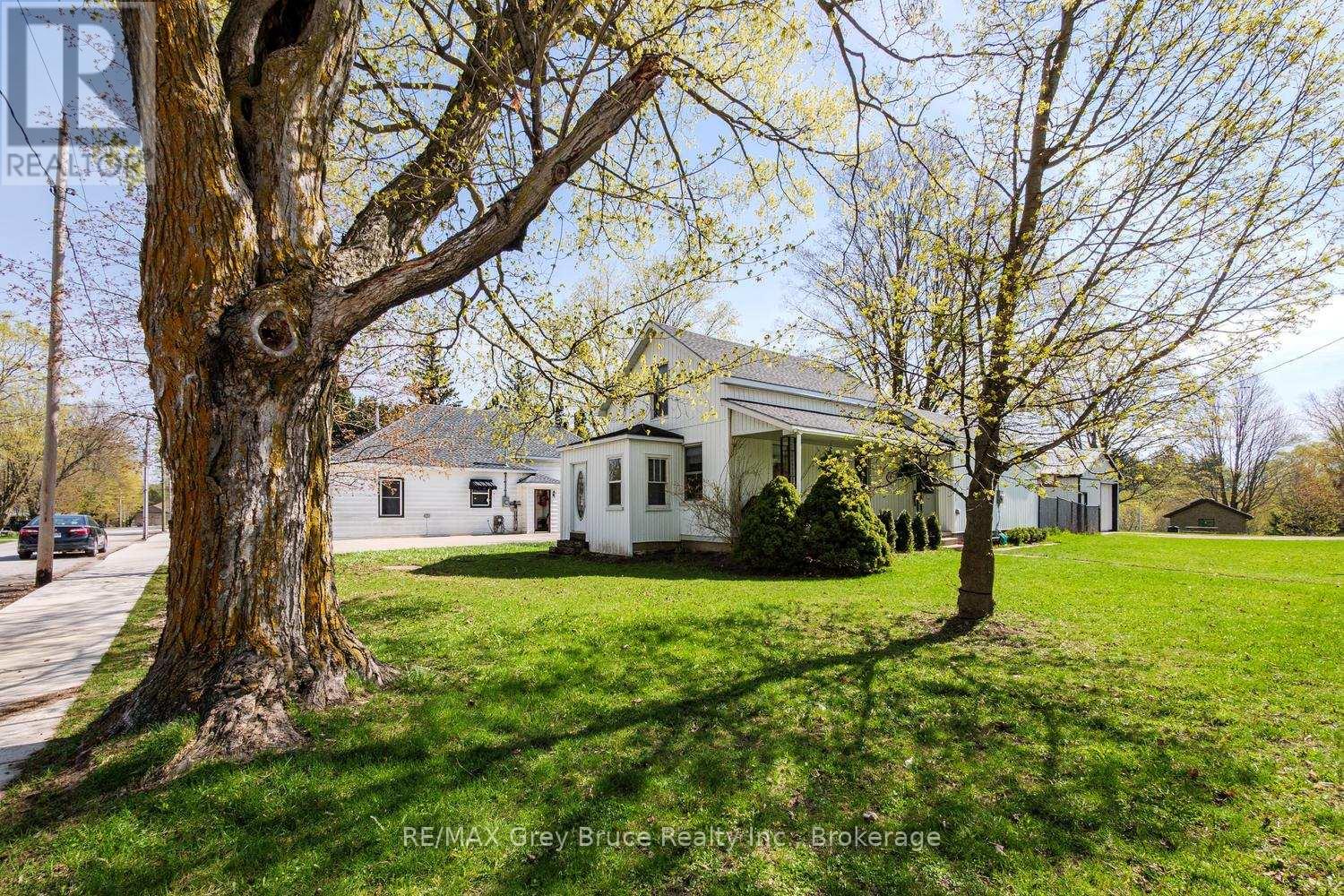 105 MAIN STREET - 46