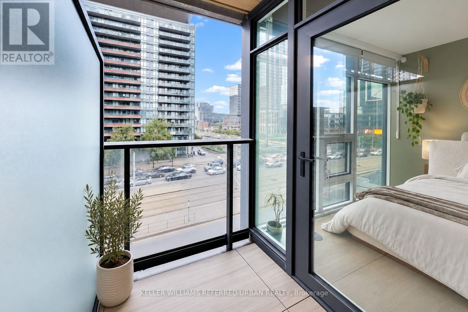 #530 3 CONCORD CITYPLACE WAY - 18