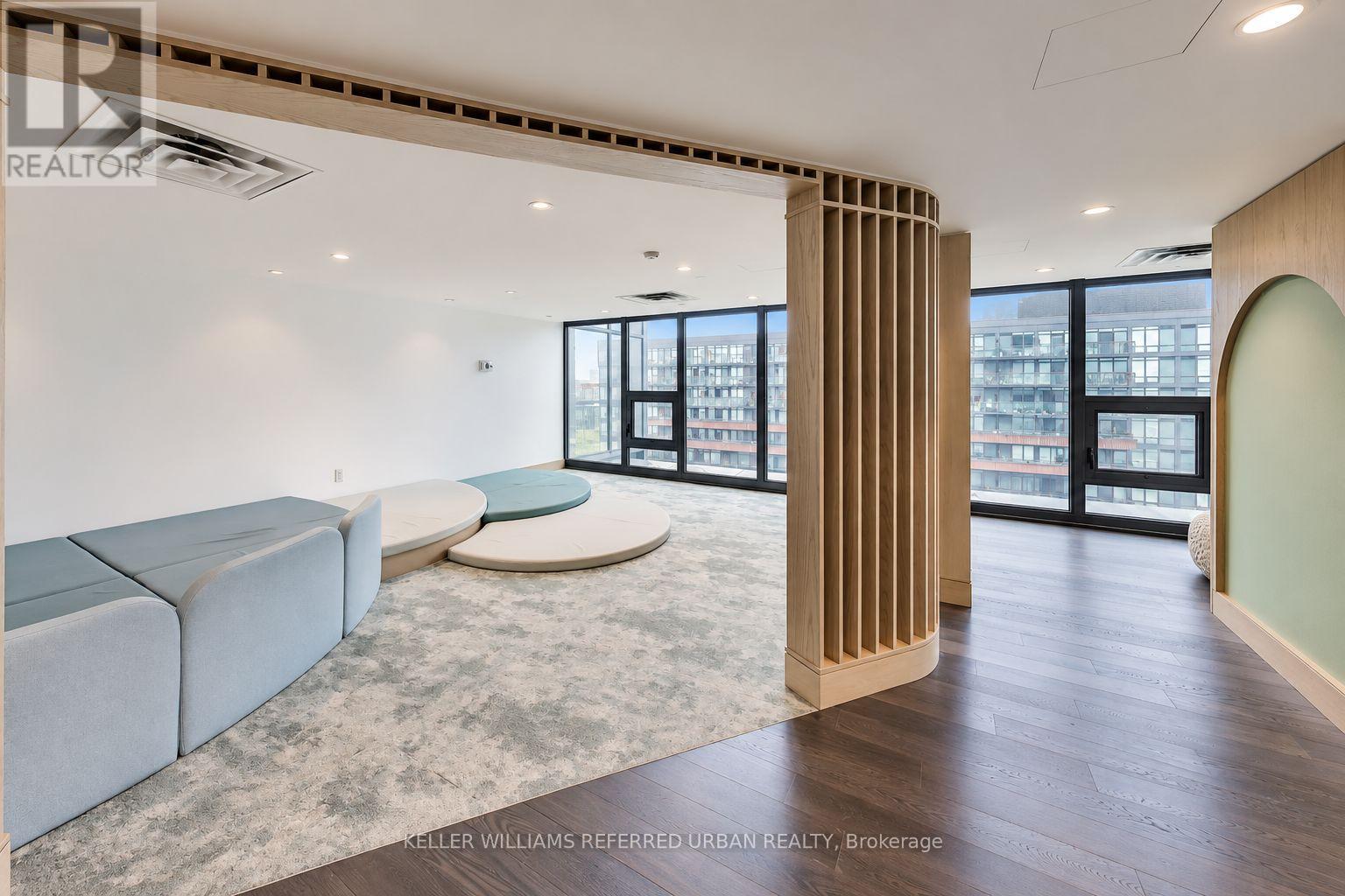 #530 3 CONCORD CITYPLACE WAY - 34