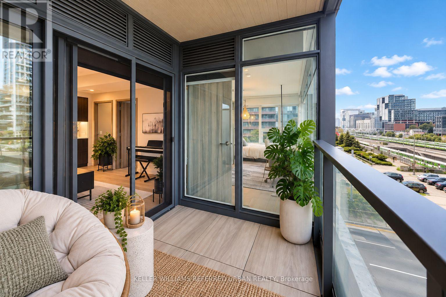 #530 3 CONCORD CITYPLACE WAY - 9