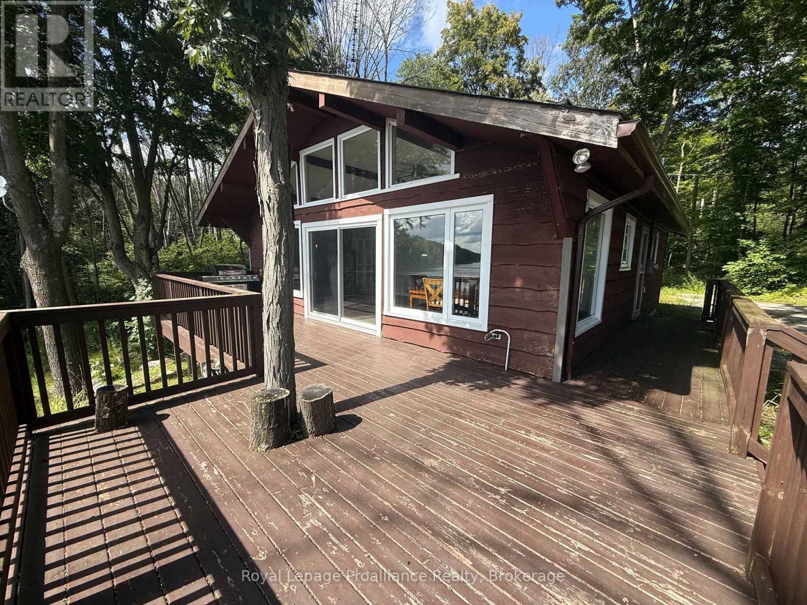 214 LAKEVIEW LANE - 3