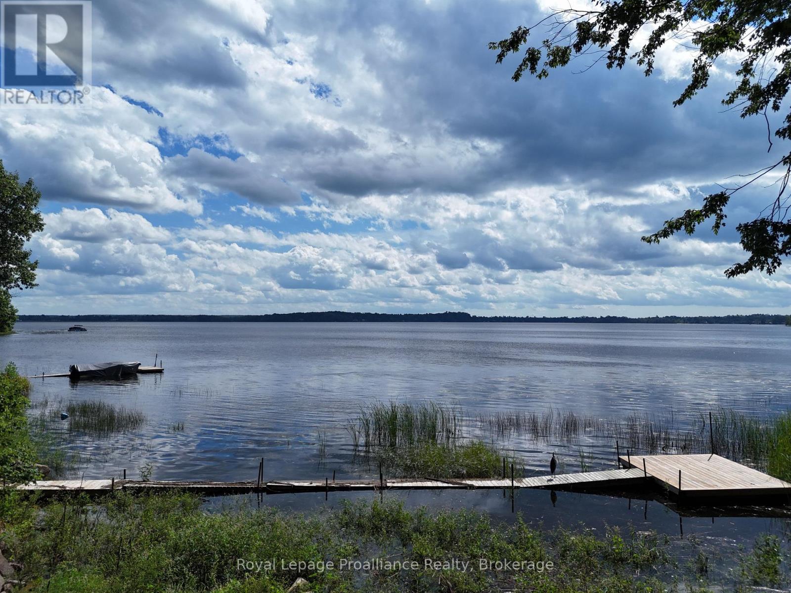 214 LAKEVIEW LANE - 4