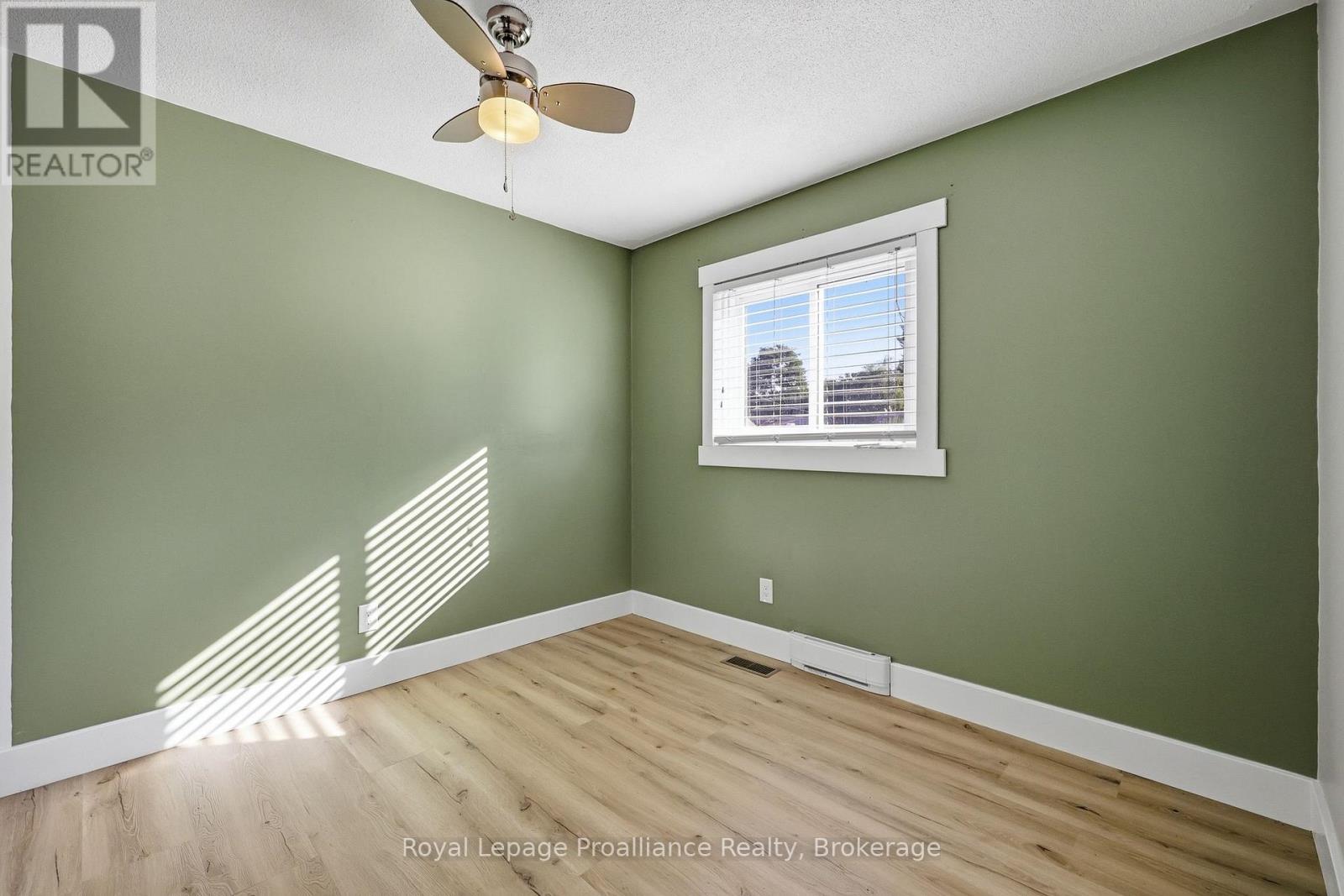 464 BRIMLEY ROAD S - Image 24