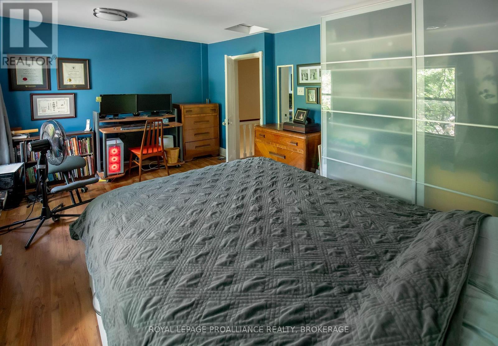 38 YORK STREET - Image 13