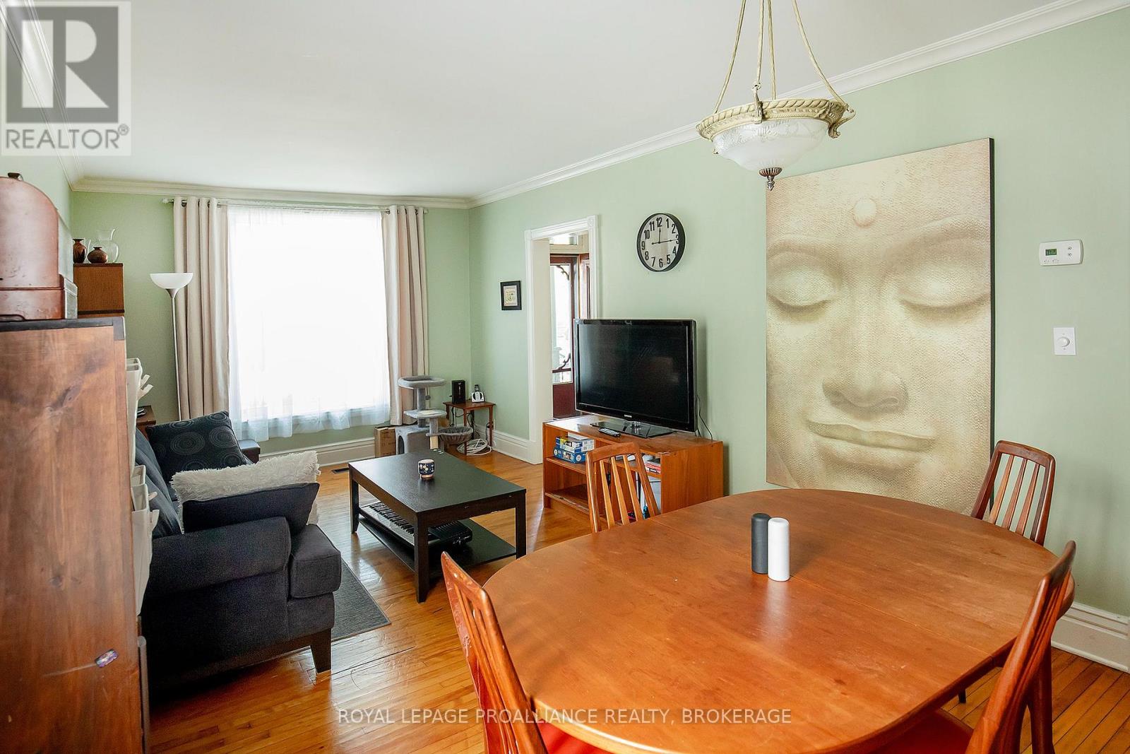 38 YORK STREET, Kingston (East of Sir John A. Blvd) — photo 7