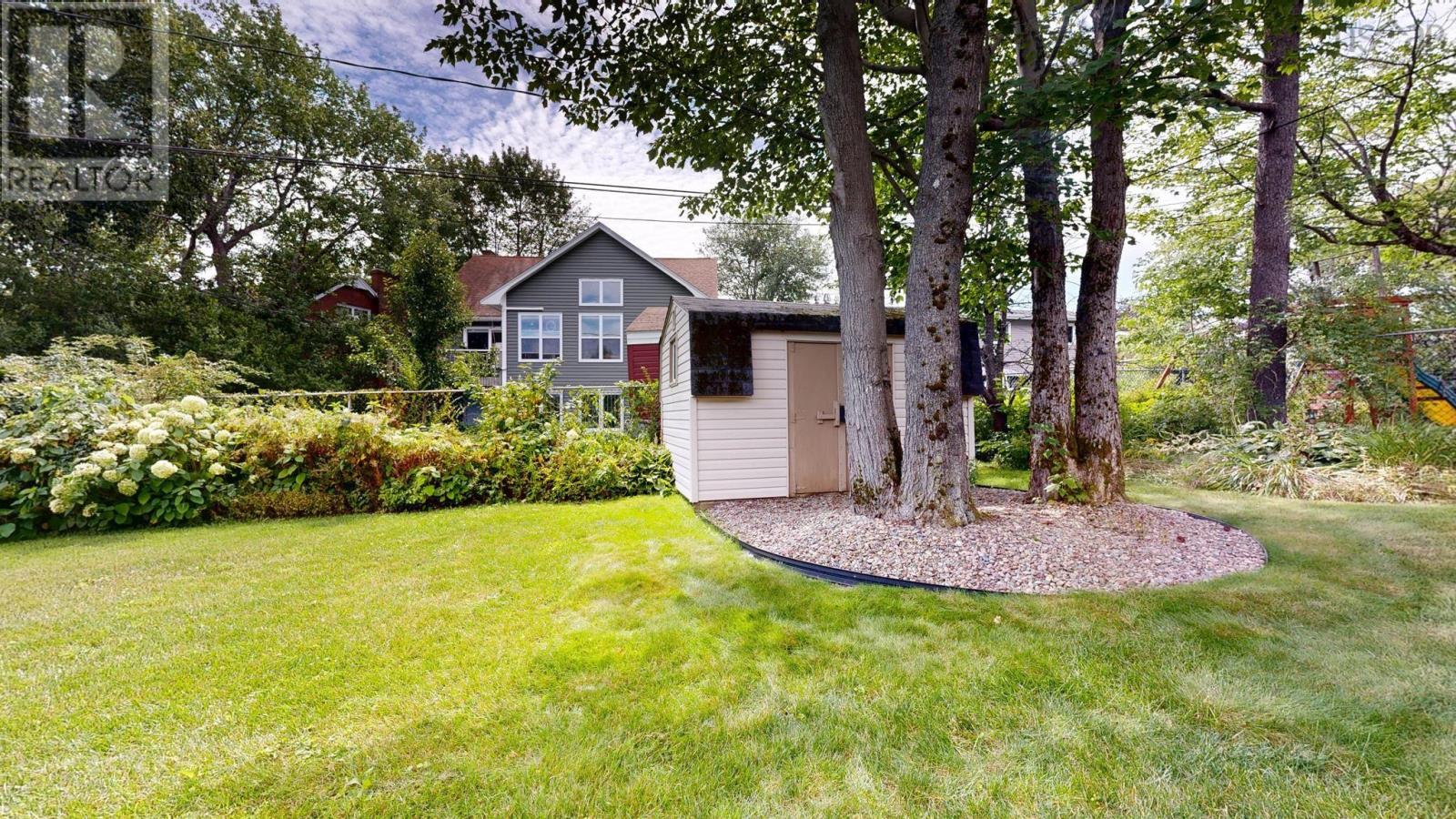 24 Deepwood Crescent - 44