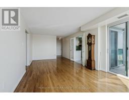 1136 - 125 Omni Drive, Toronto, ON M1P5A9 Photo 13