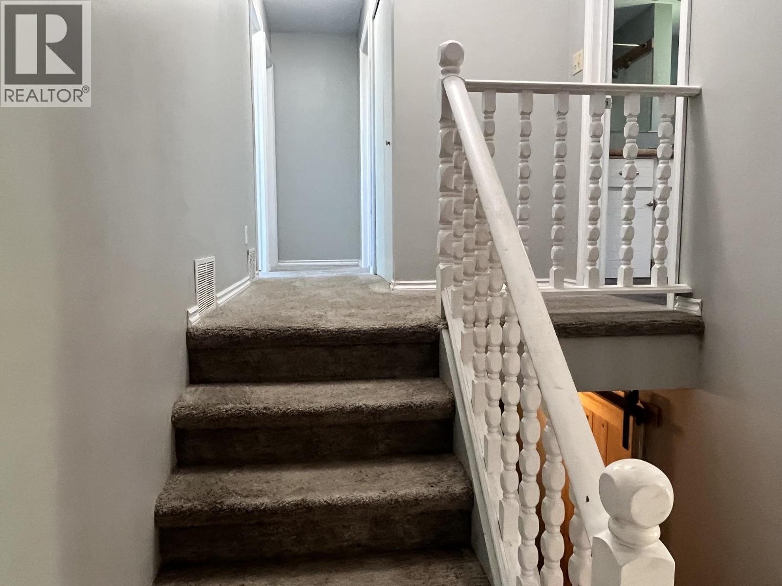 476 THOMPSON ROAD - Image 16