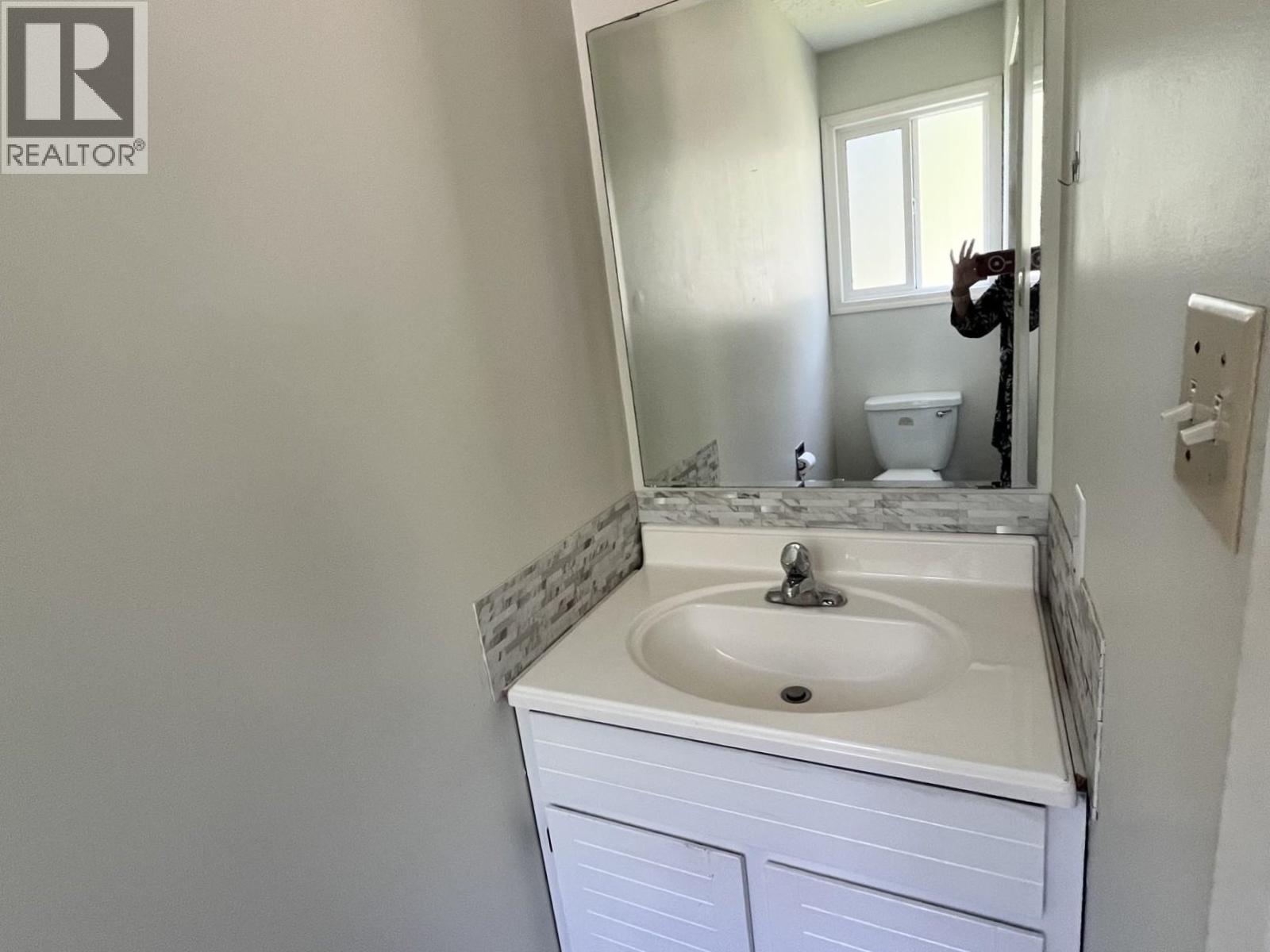 476 THOMPSON ROAD - Image 21