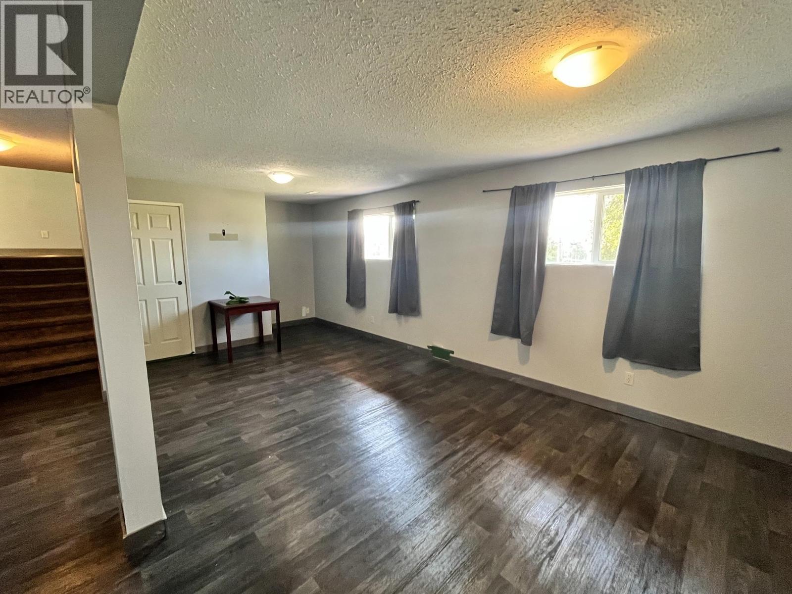 476 THOMPSON ROAD - Image 25