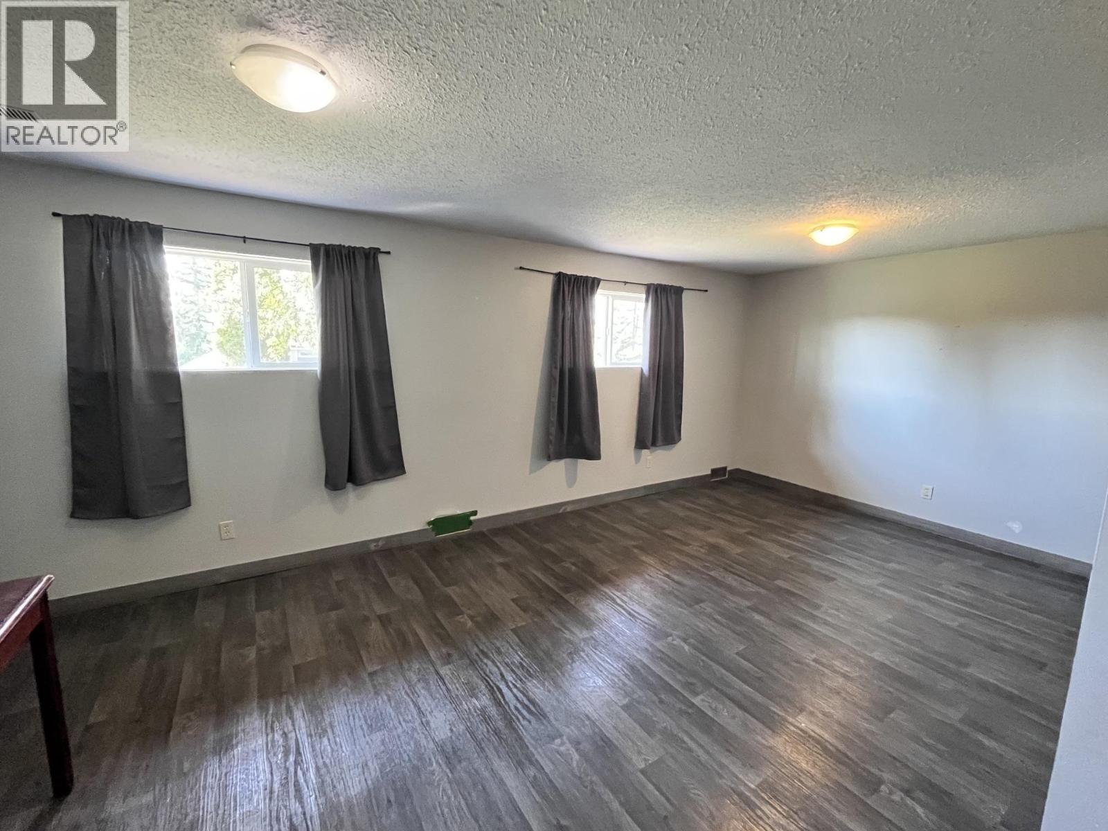 476 THOMPSON ROAD - Image 24