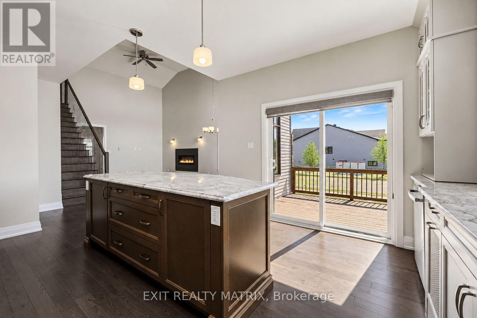 401 BRUGES STREET - 7