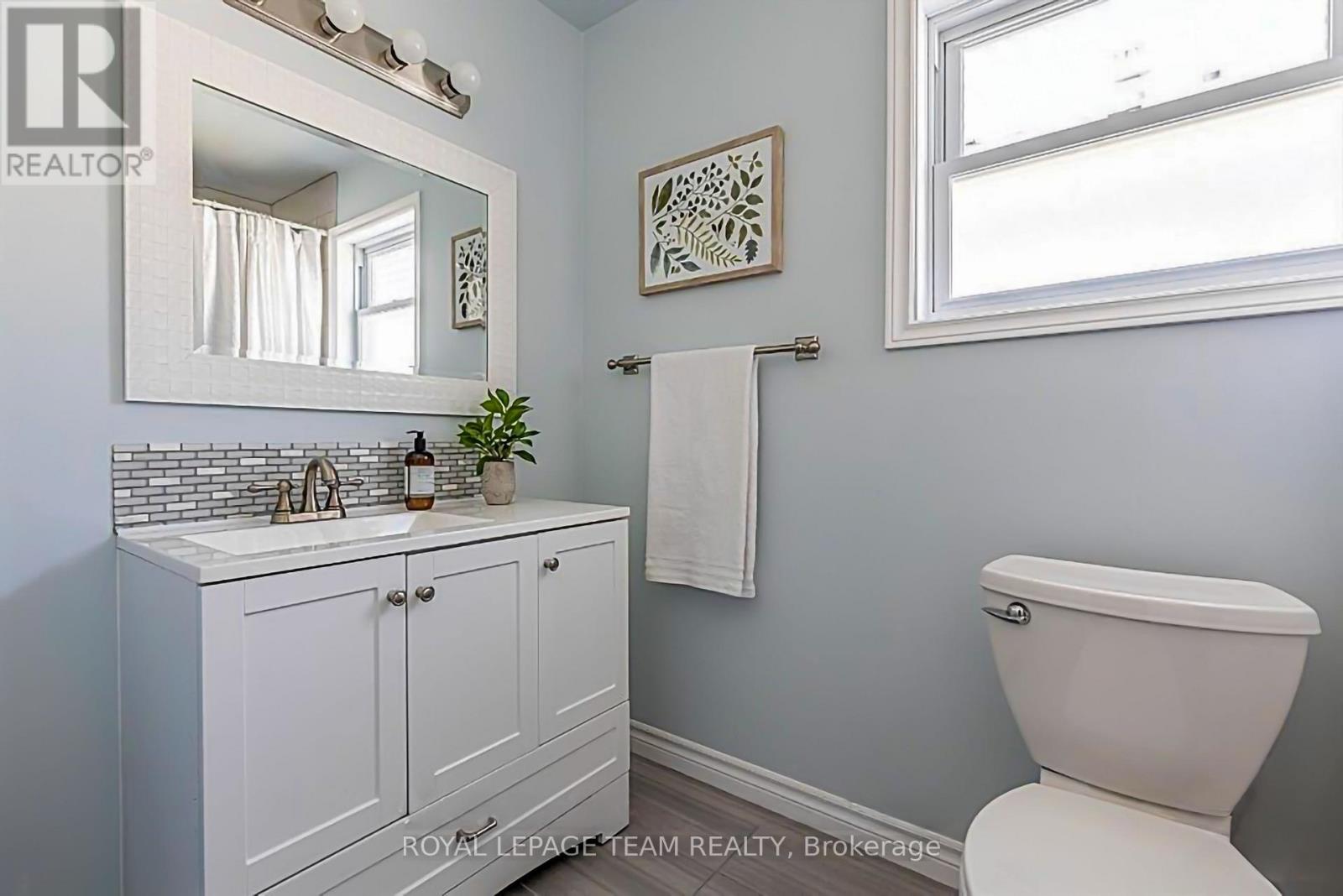 124 KENNEVALE DRIVE - Image 17