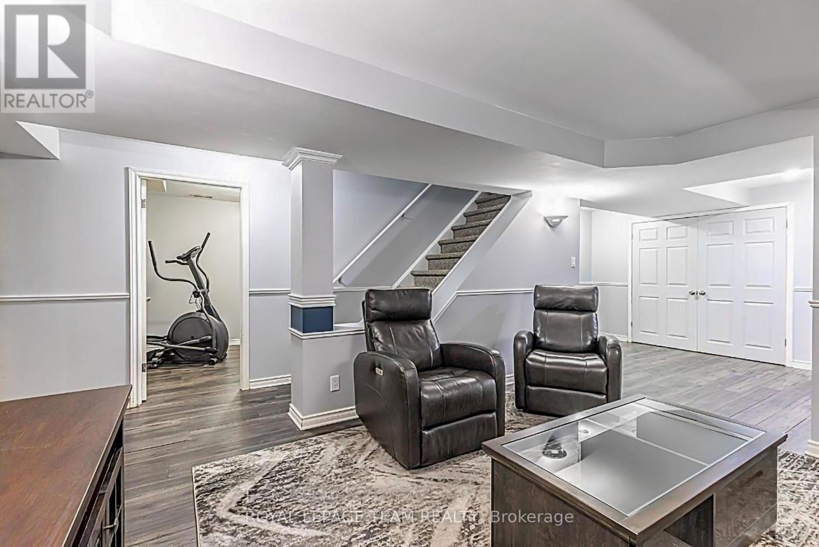 124 KENNEVALE DRIVE - Image 23