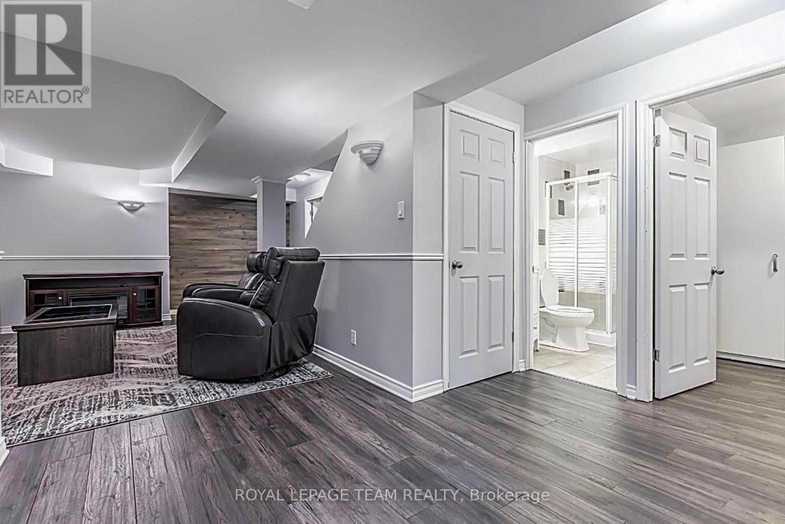 124 KENNEVALE DRIVE - Image 24