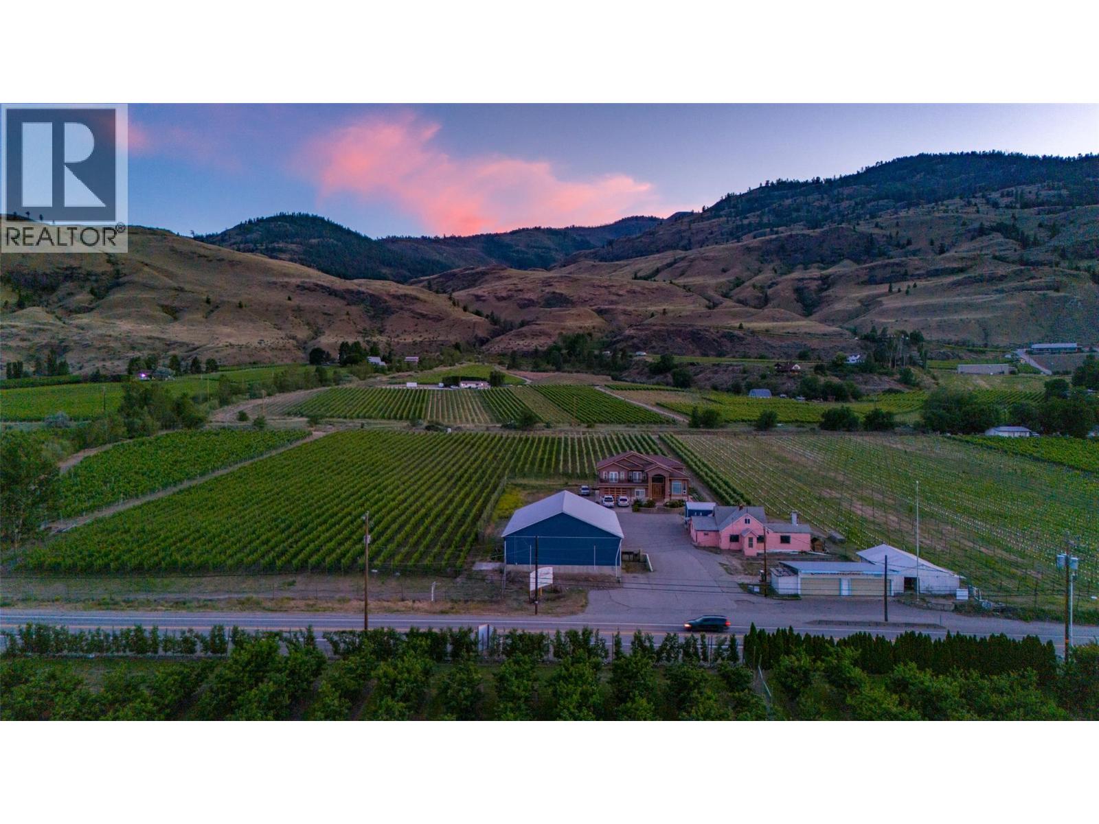 4564 Highway 97, Oliver