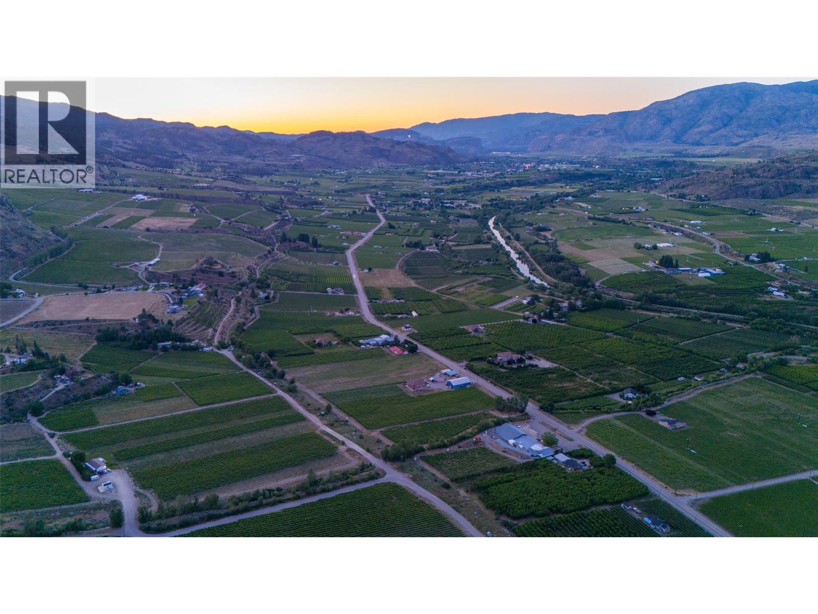 4564 Highway 97, Oliver