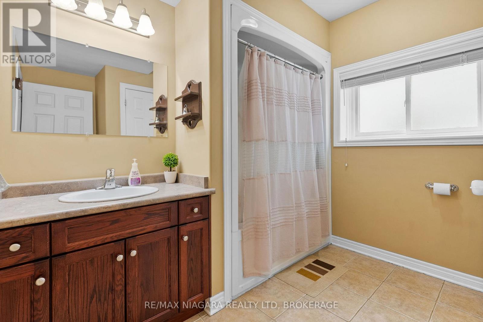 230 WELLBROOK AVENUE - Image 20