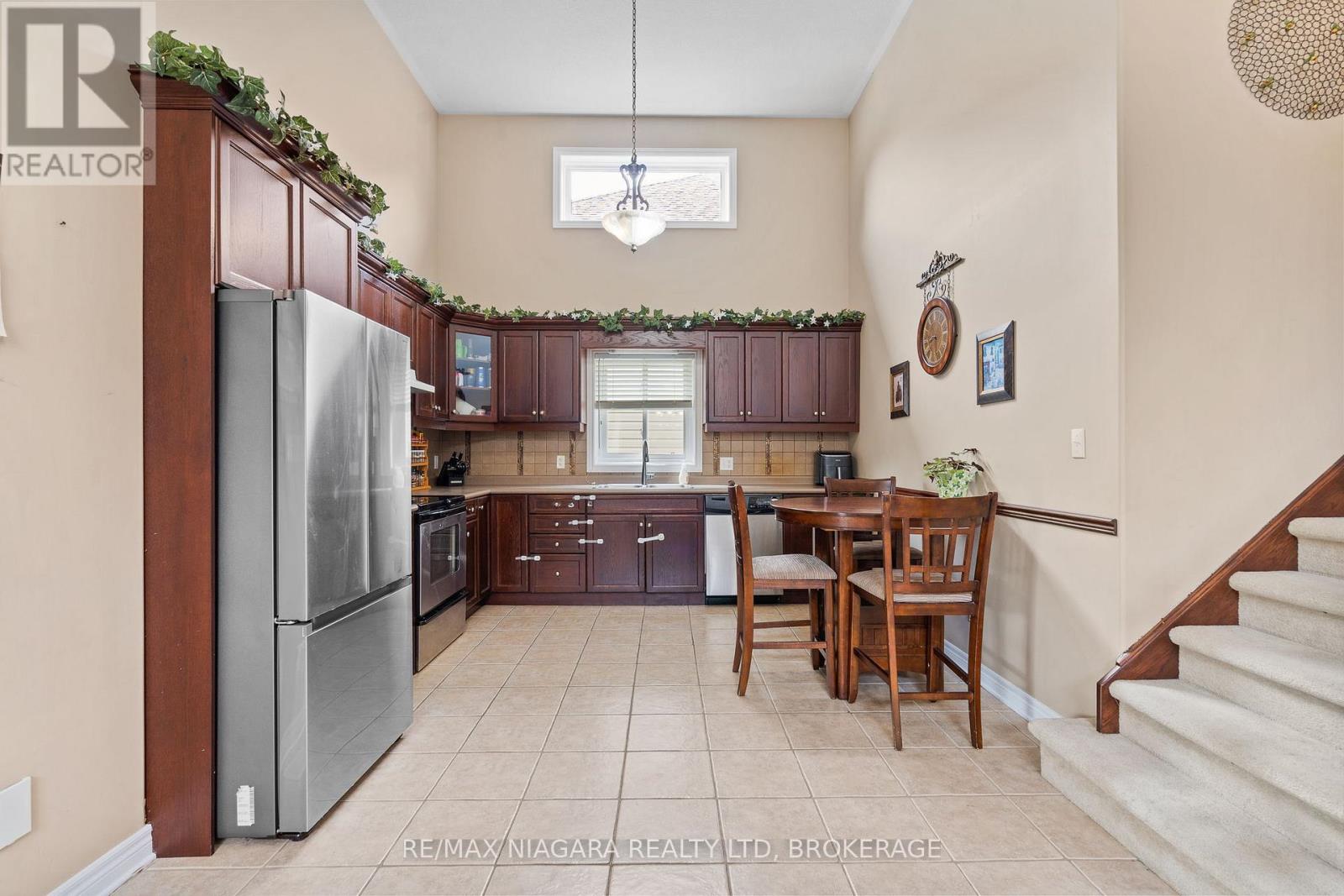 230 WELLBROOK AVENUE - 7
