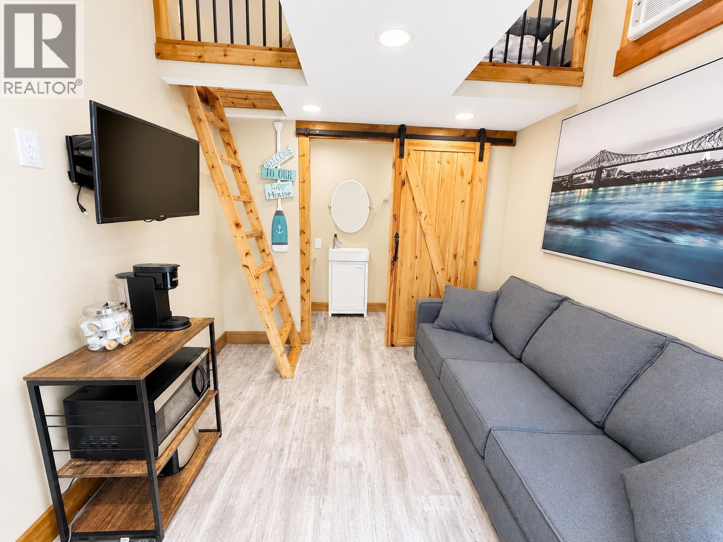 3981 Eagle Bay Road - Image 16