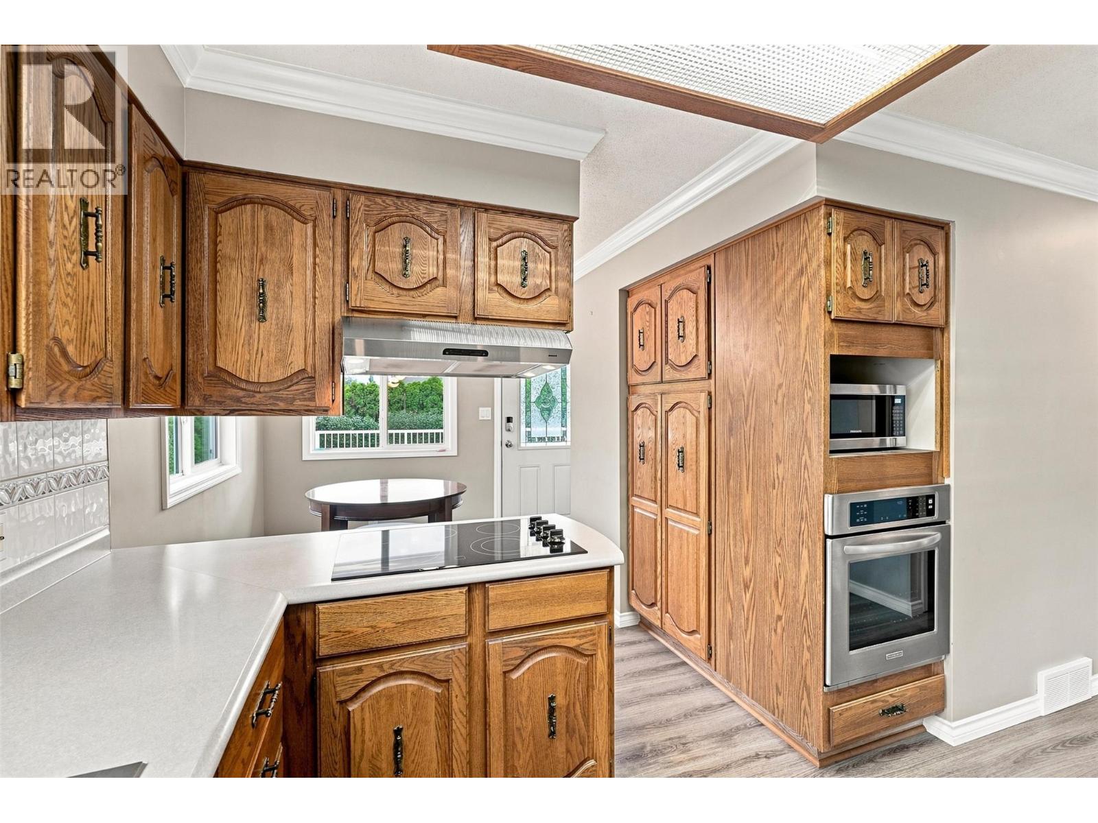 2176 Merritt Avenue - 22