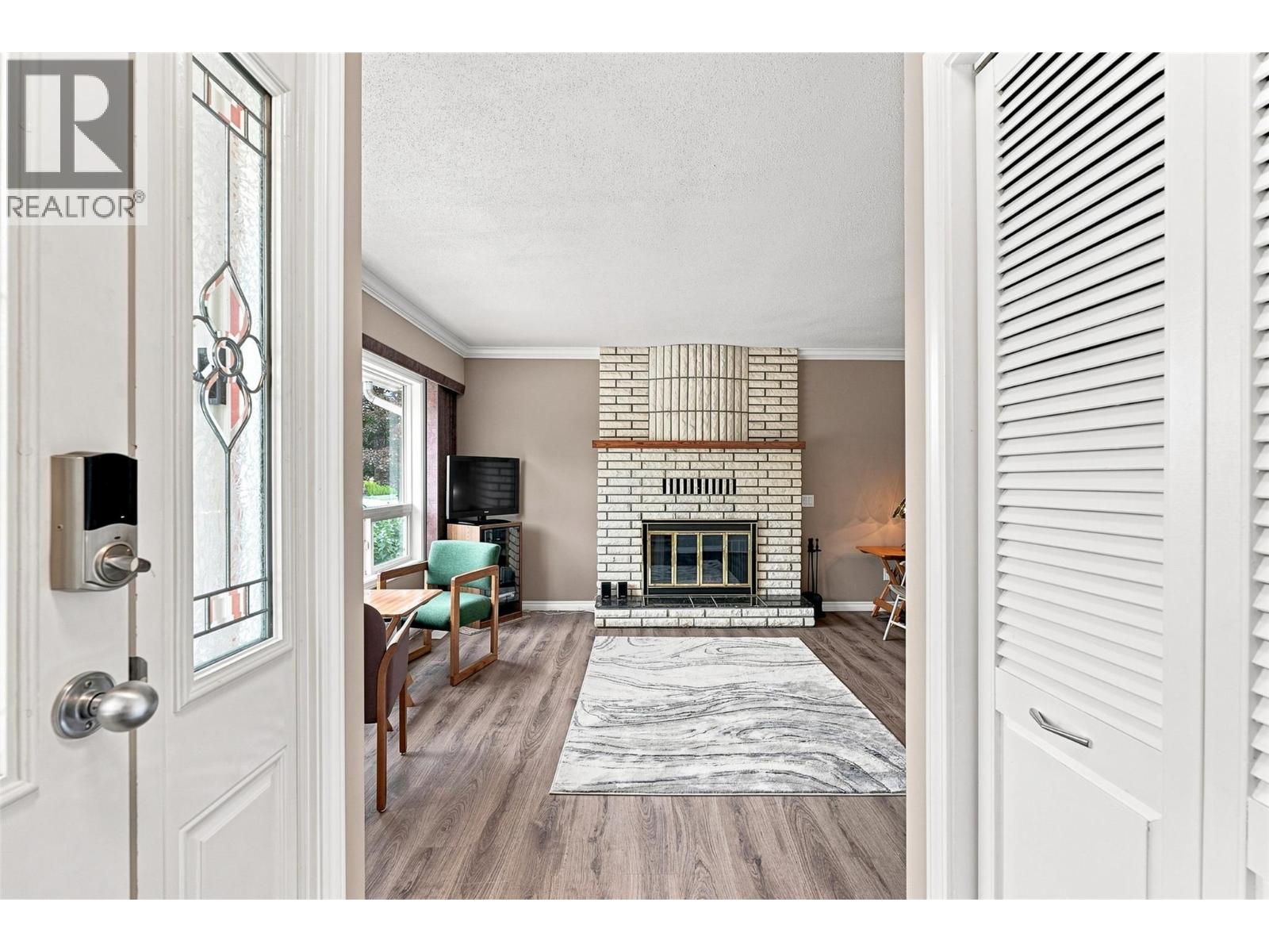 2176 Merritt Avenue - 10