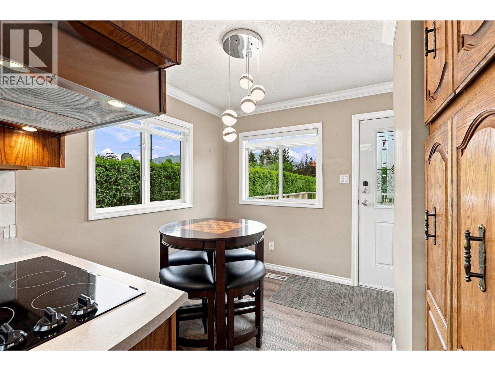 2176 Merritt Avenue - Image 24