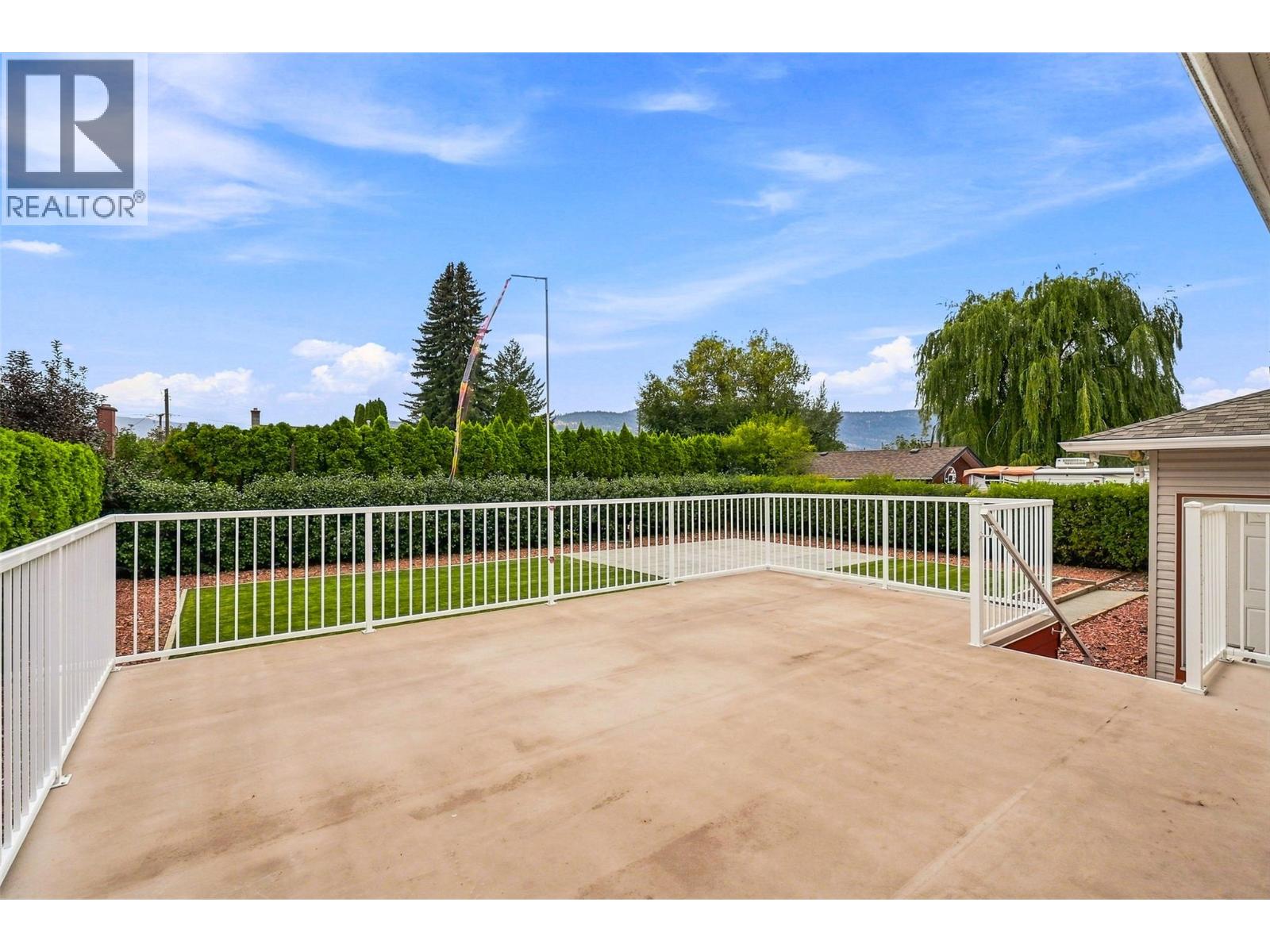 2176 Merritt Avenue - 74
