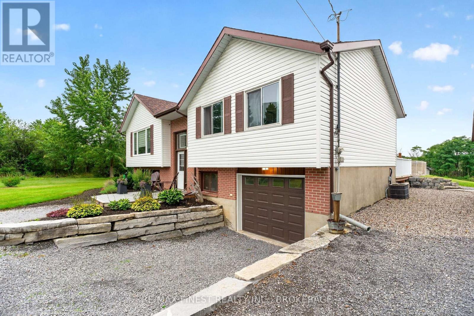2359 Keeley Road, Frontenac (Frontenac South), Ontario, K0H2T0, Frontenac (Frontenac South), Ontario — photo 2 of 5
