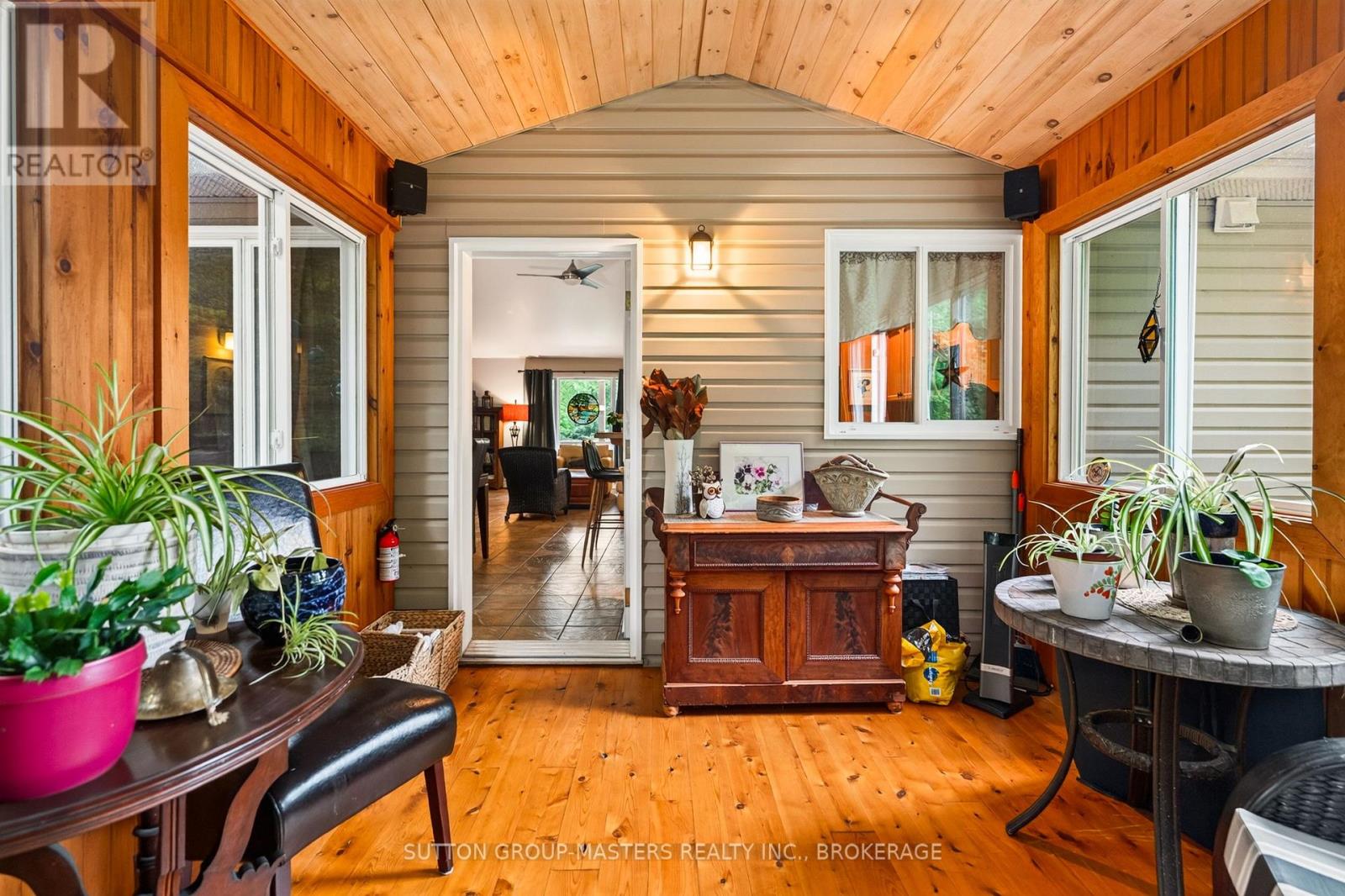 4126 HIDEAWAY LANE - Image 17