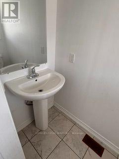 39 BRENNAN CRESCENT - 7