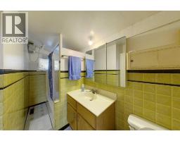 9 5 Street, Kinuso, AB T0G1K0 Photo 15