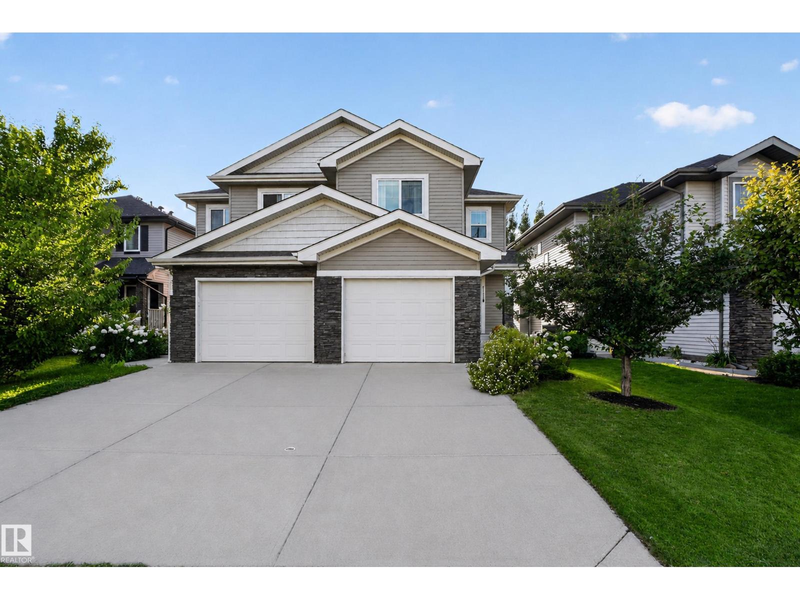 6722 CARDINAL RD SW, Edmonton, Alberta, T6W2Y6