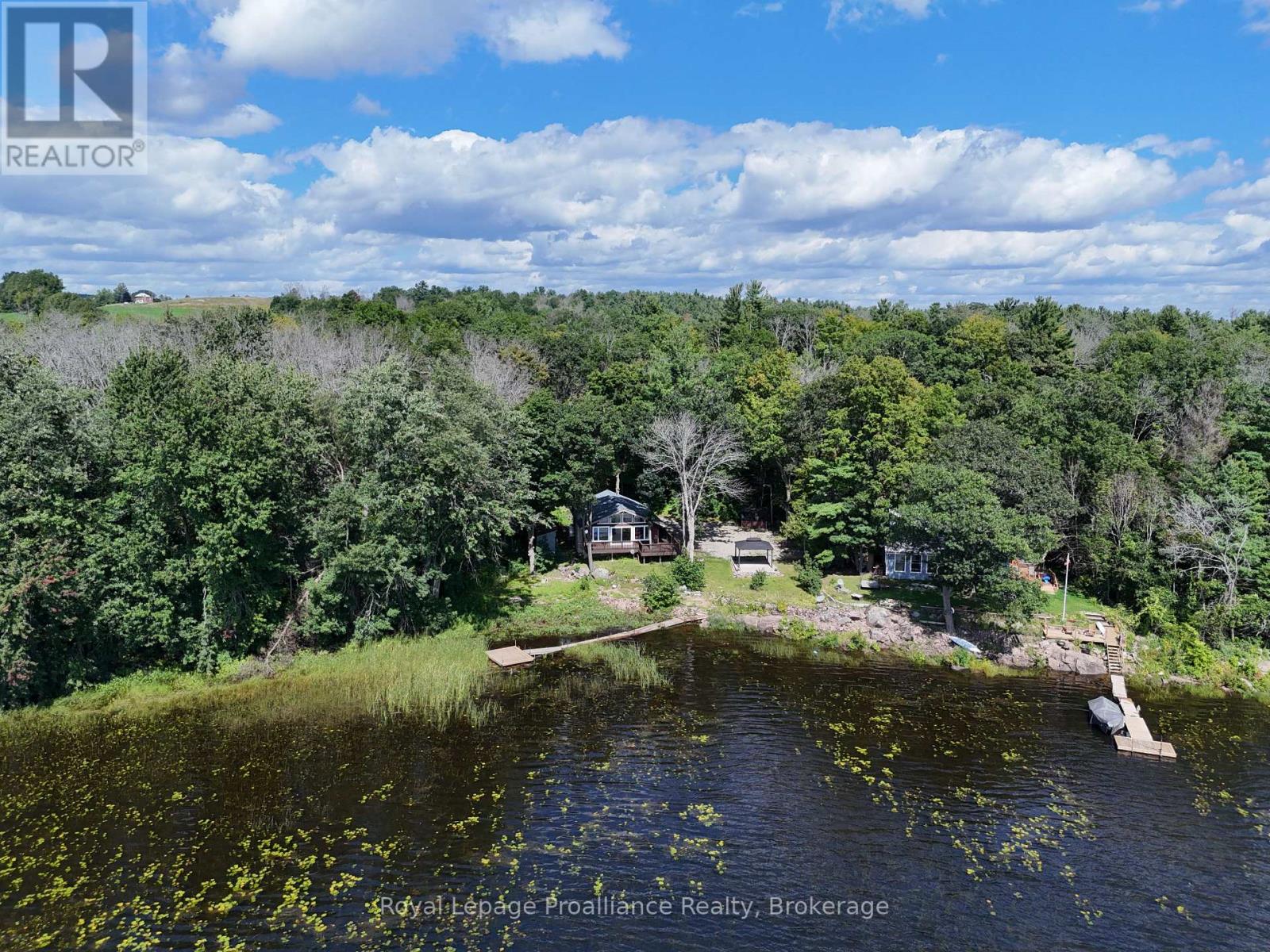 214 LAKEVIEW LANE - Image 21