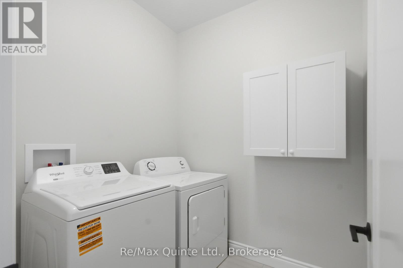 94 RAYCROFT DRIVE - 18