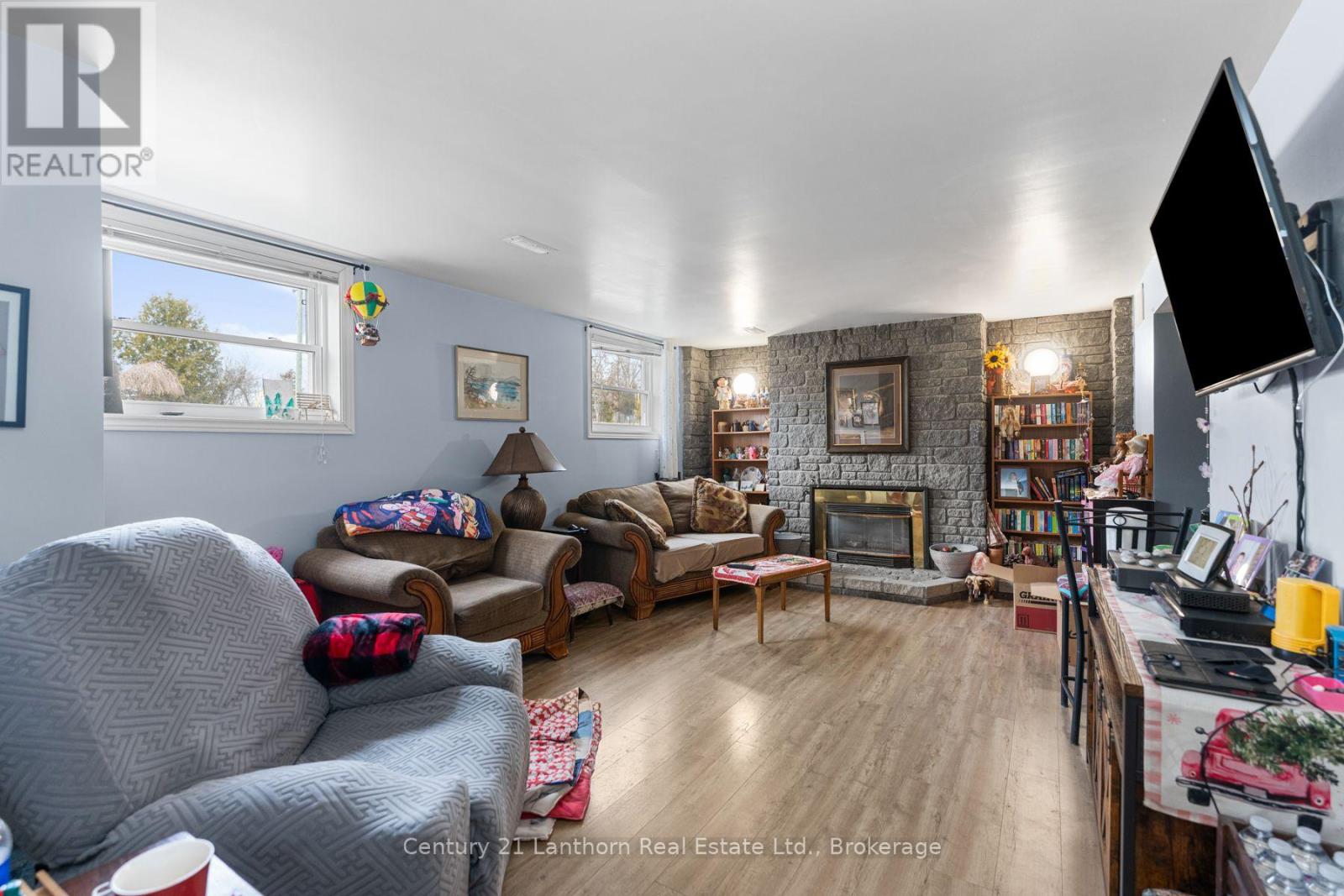 191 EMERSON ROAD - Image 31